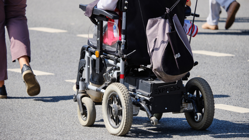 Bild på elrullstol